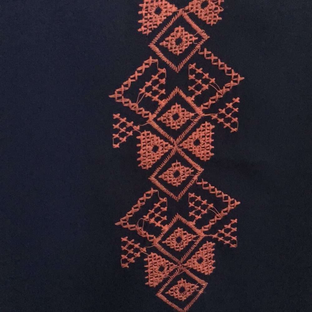 Francescas Top - Picture 2 of 6